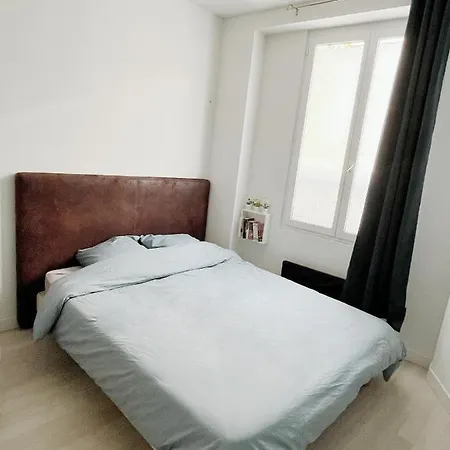 701 A Proximite Du Metro Et Des Commerces Apartment Bagnolet